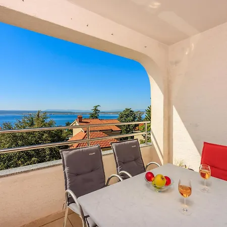 Petak 4 Apartament *