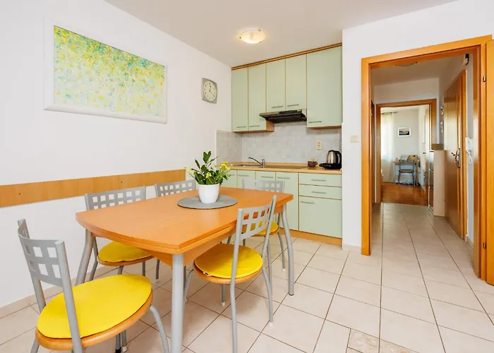 Petak 4 Διαμέρισμα